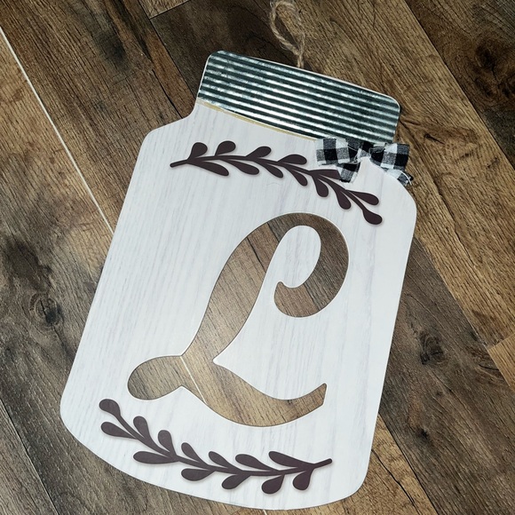 Rustic Wooden Mason Jar Wall Decor with Letter L - Picture 1 of 3